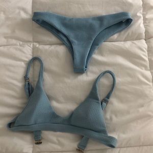 Light blue textured bikini set (SMALL)